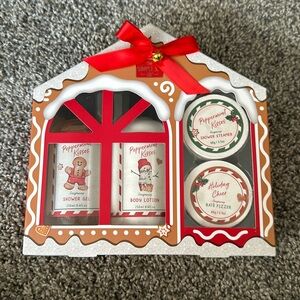 ♥️Peppermint Kisses Bath Set♥️